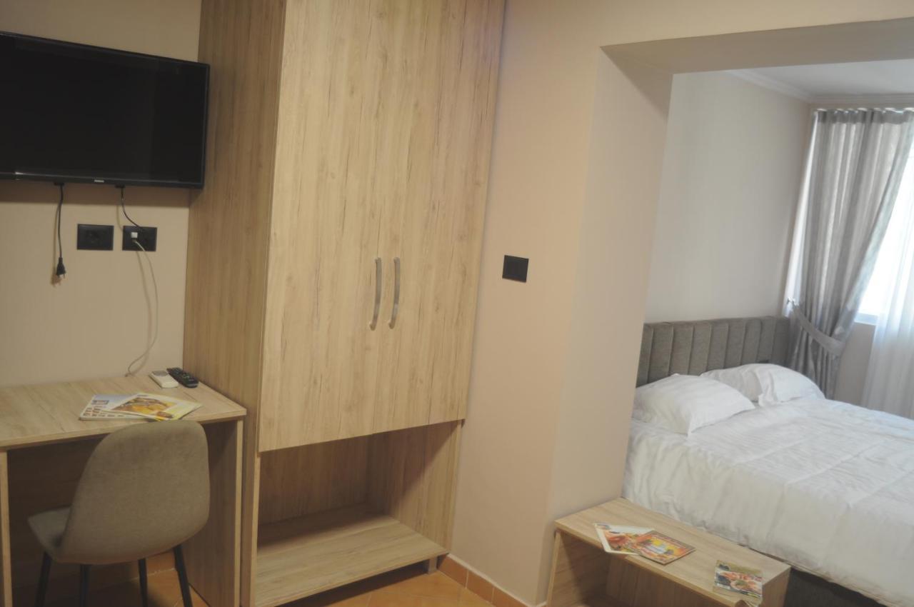 Apartament Bliri Myslym Shyri Tirana Zewnętrze zdjęcie